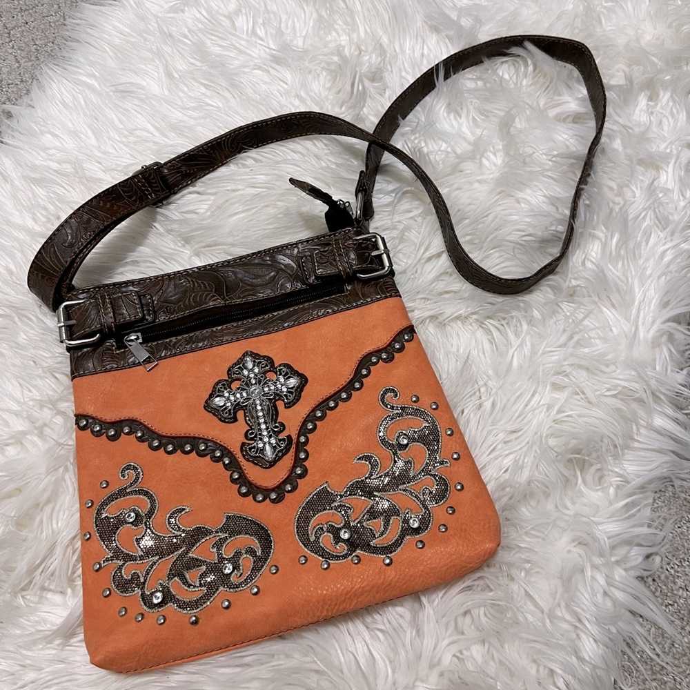 NWOT Conceal Carry Crossbody